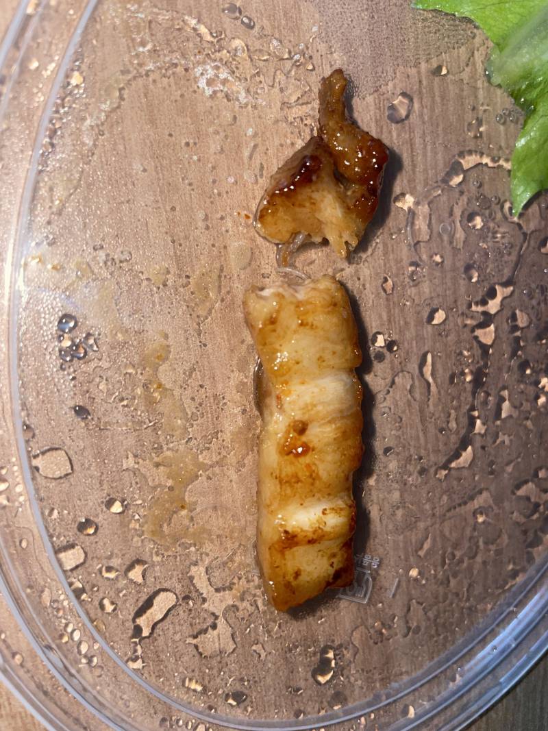 [잡담] 삼겹살 시켰는데 비계 비율 이게 맞는거임? | 인스티즈