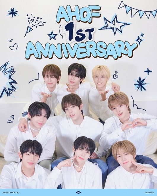 [정보/소식] 아홉, 오늘(1일) 데뷔 1주년⋯아시아 투어 접수하고 'RUN TO YOU'로 컴백 임박 | 인스티즈