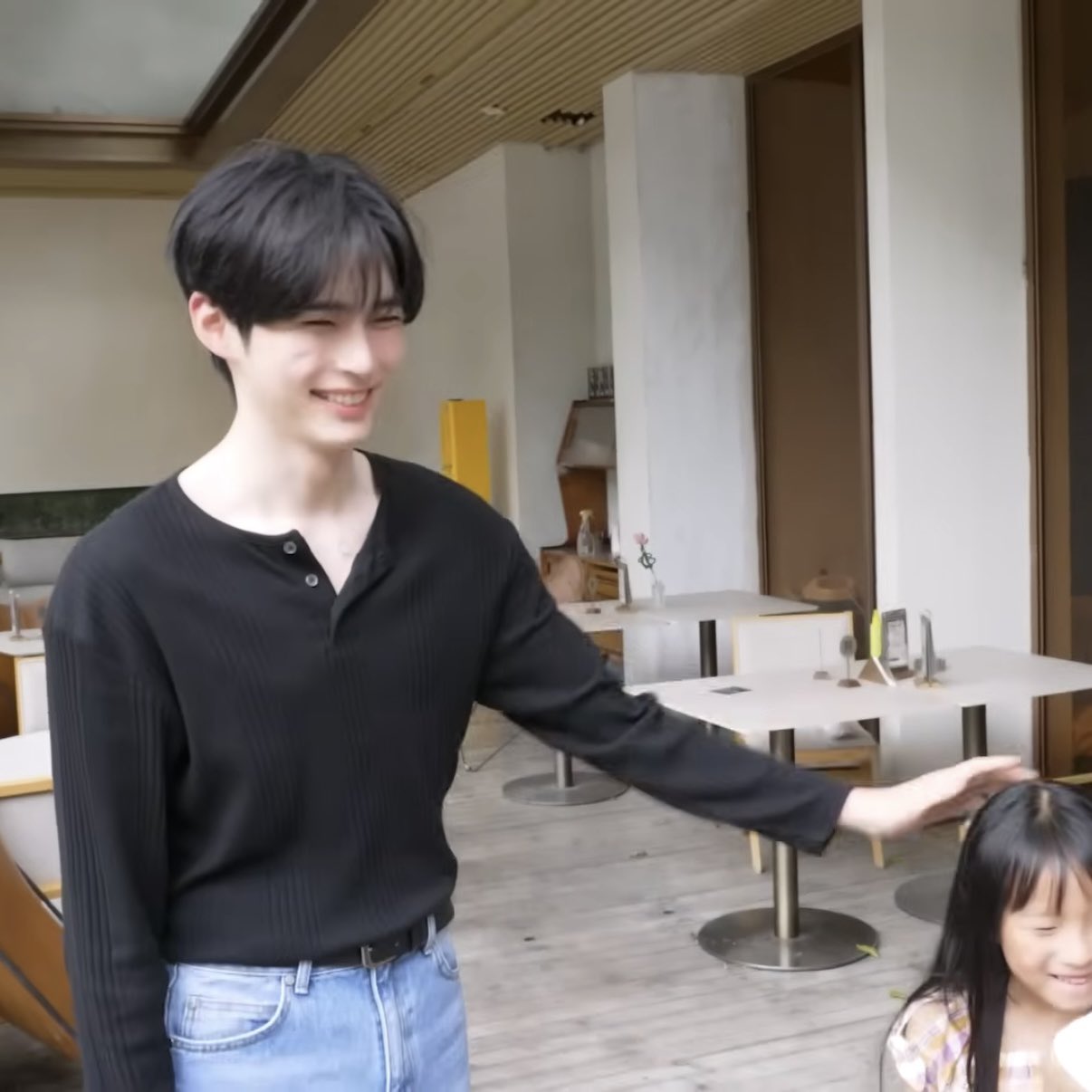 [잡담] 성한빈 이번 중국팬싸비하인드모야 | 인스티즈