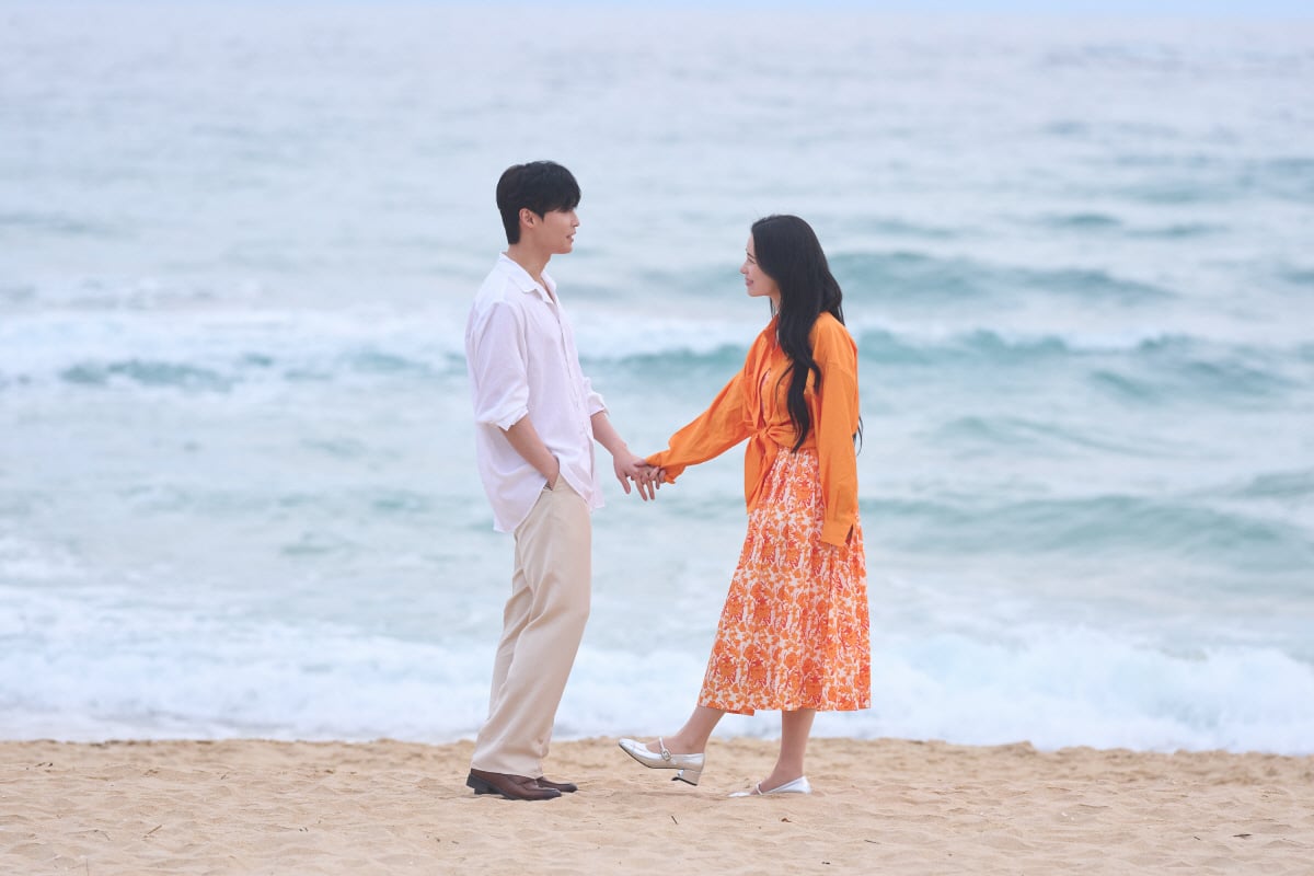 [정보/소식] 멋진신세계) [인터뷰①] '멋진 신세계' 제작진 "차세계♥신서리, 평생 싸울 듯…그러곤 바로 염장" | 인스티즈