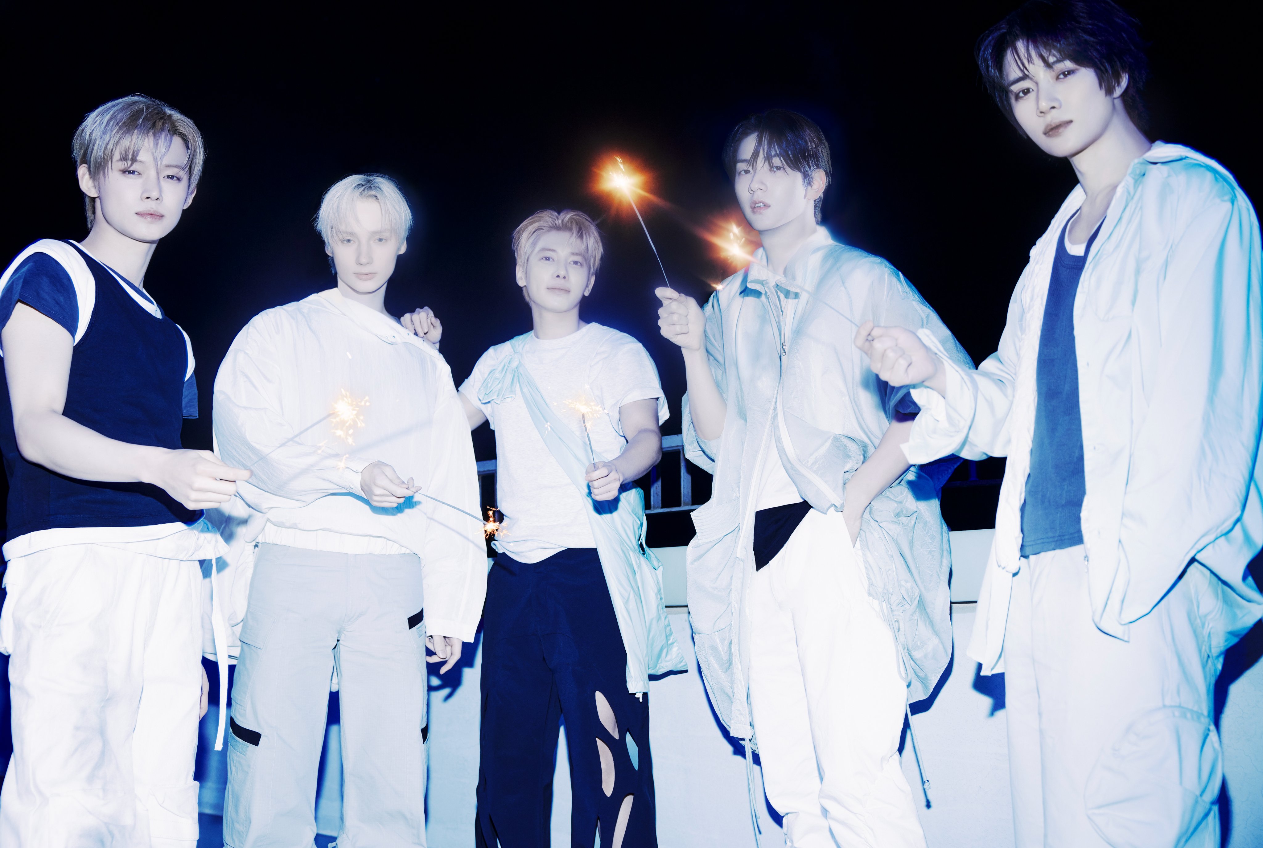 [정보/소식] 투바투 セツナハナビ (Setsuna Hanabi) - Concept Photo 'Sparks' | 인스티즈