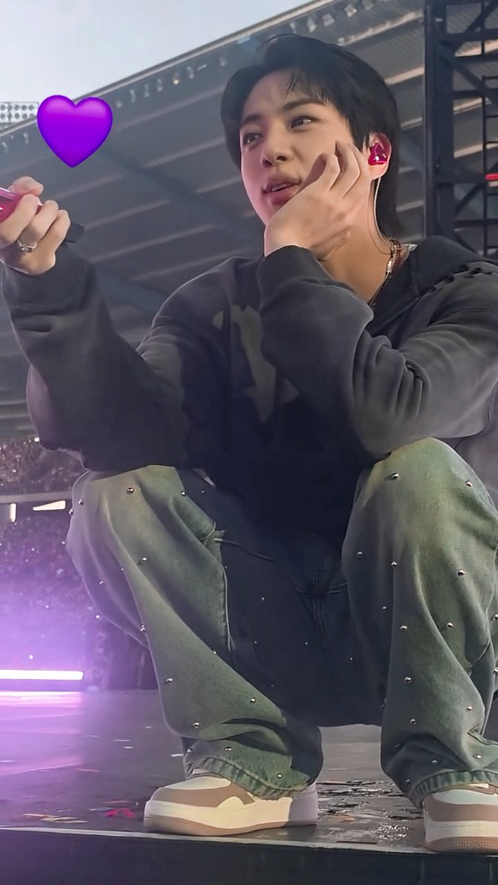 [잡담] 방탄 진 오늘도 미모 장난 아니다 | 인스티즈