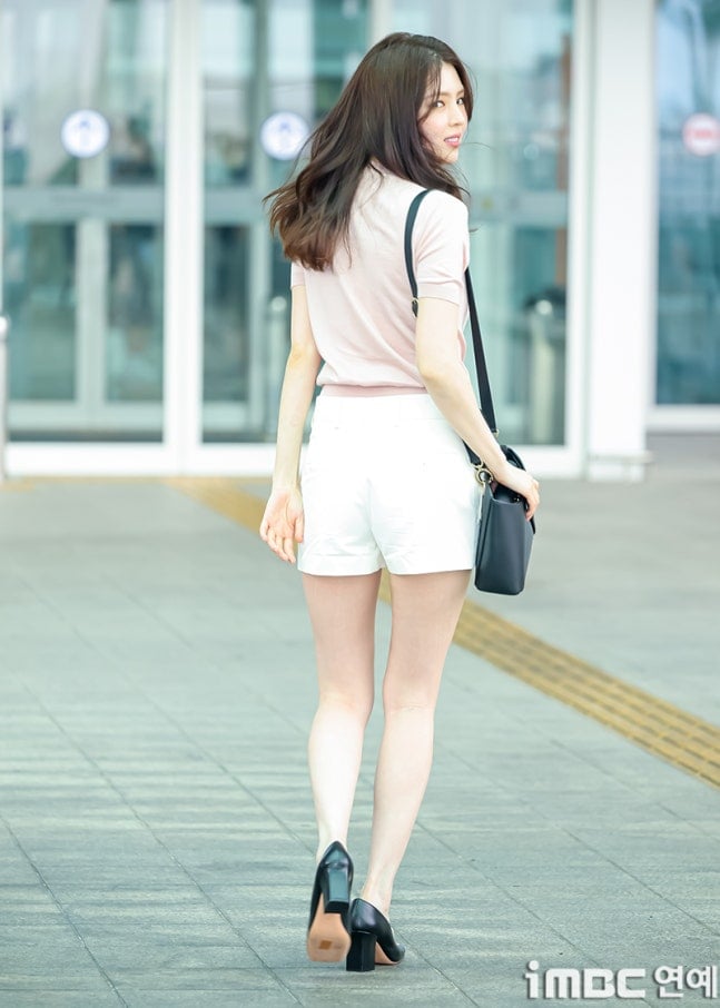 [잡담] 한소희) 260704 프랑스 출국한 한소희 기사사진 | 인스티즈