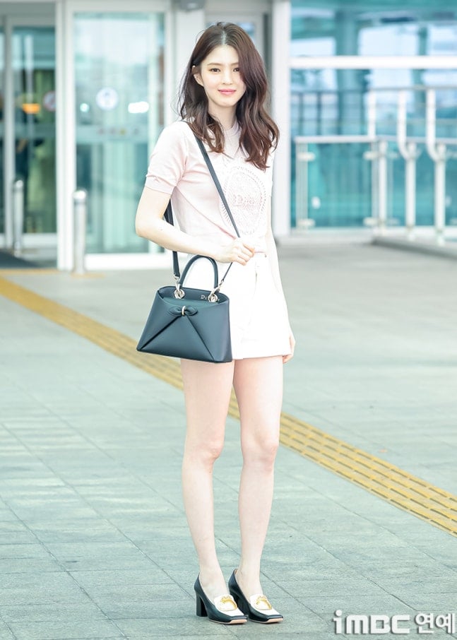 [잡담] 한소희) 260704 프랑스 출국한 한소희 기사사진 | 인스티즈
