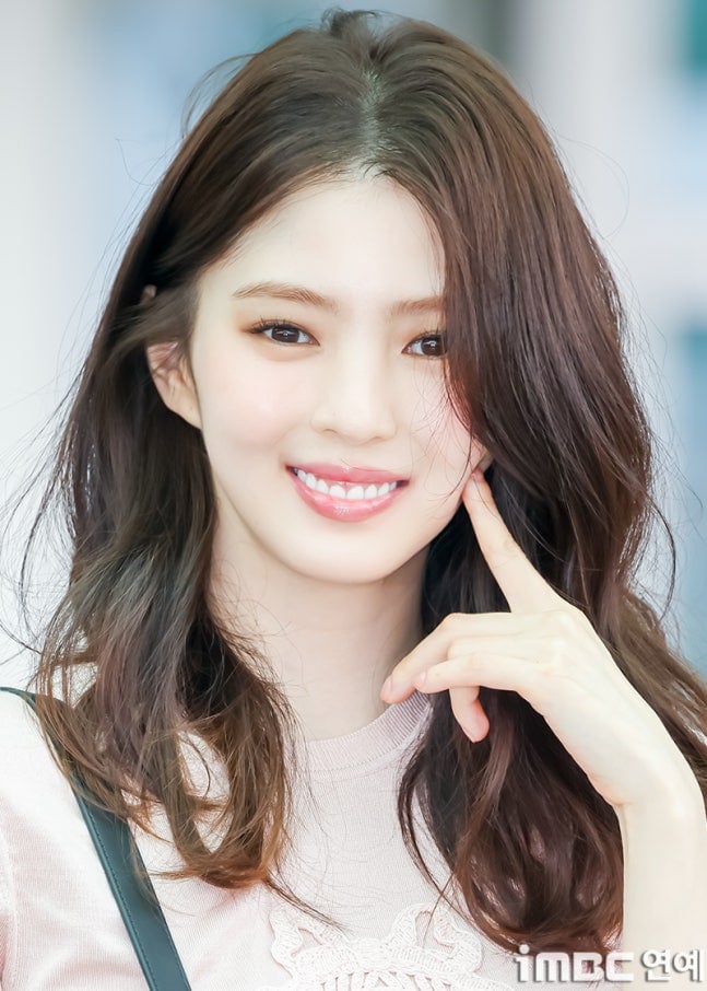 [잡담] 한소희) 260704 프랑스 출국한 한소희 기사사진 | 인스티즈