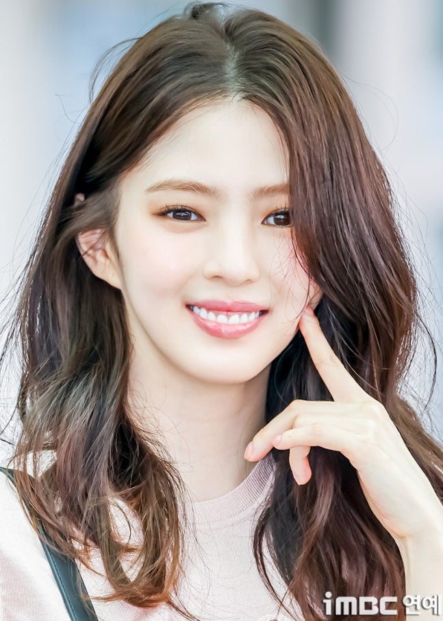 [잡담] 한소희) 260704 프랑스 출국한 한소희 기사사진 | 인스티즈