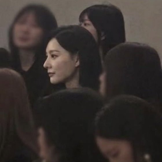 [잡담] 막 너무 아름다워서 감탄하고 바라보게됨... | 인스티즈
