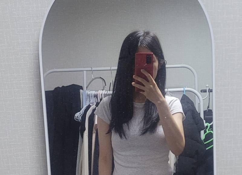 [잡담] 머리 자른거랑 안자른거중에 어느게 나아? | 인스티즈