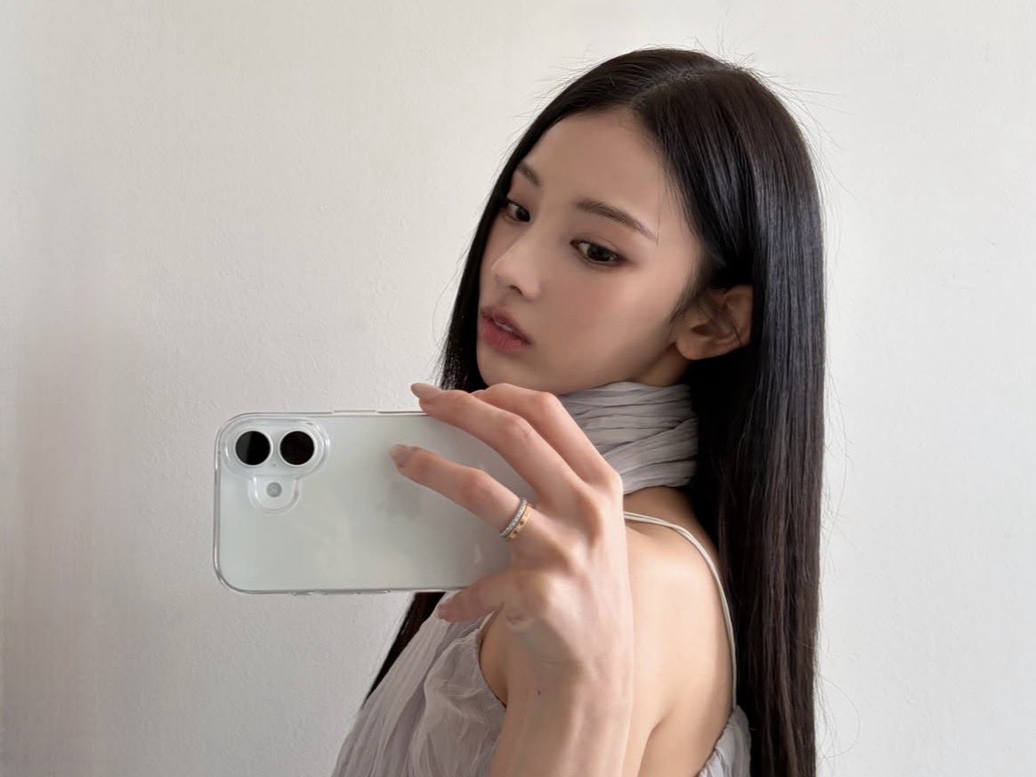 [잡담] 지니 여전히 이쁘네.... | 인스티즈