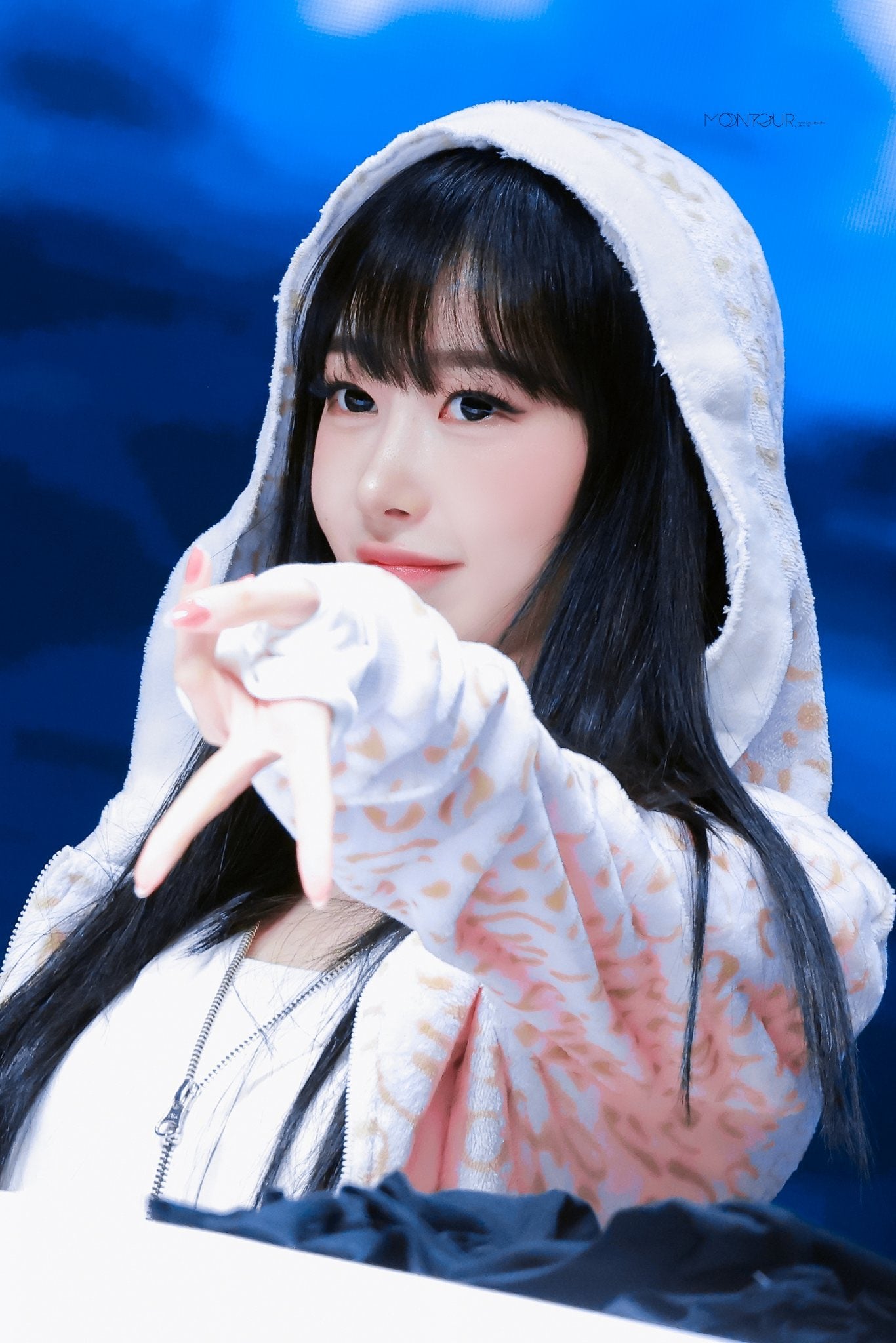 [잡담] 어제자 팬싸템 착용한 에스파들 | 인스티즈