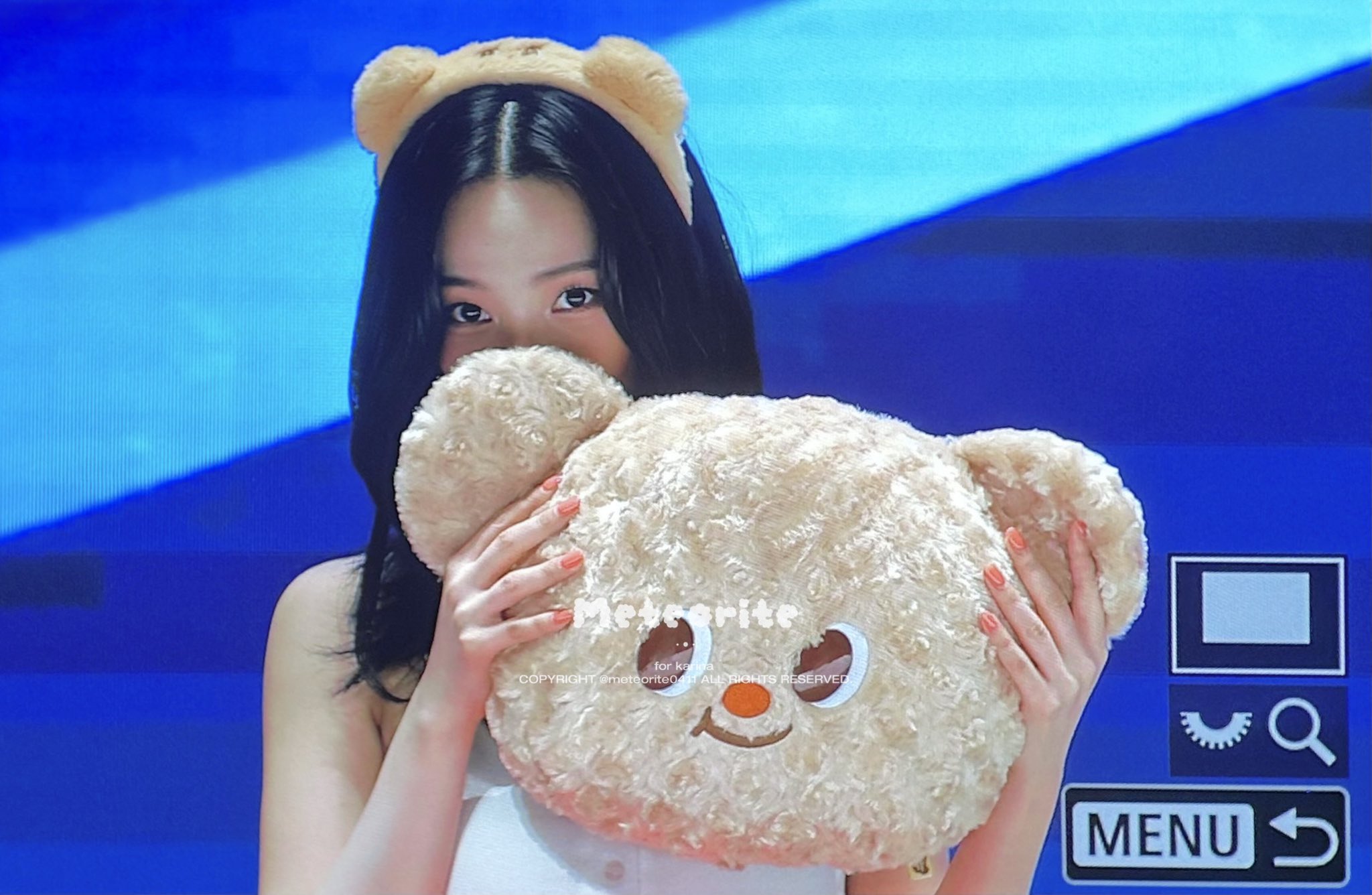 [잡담] 어제자 팬싸템 착용한 에스파들 | 인스티즈