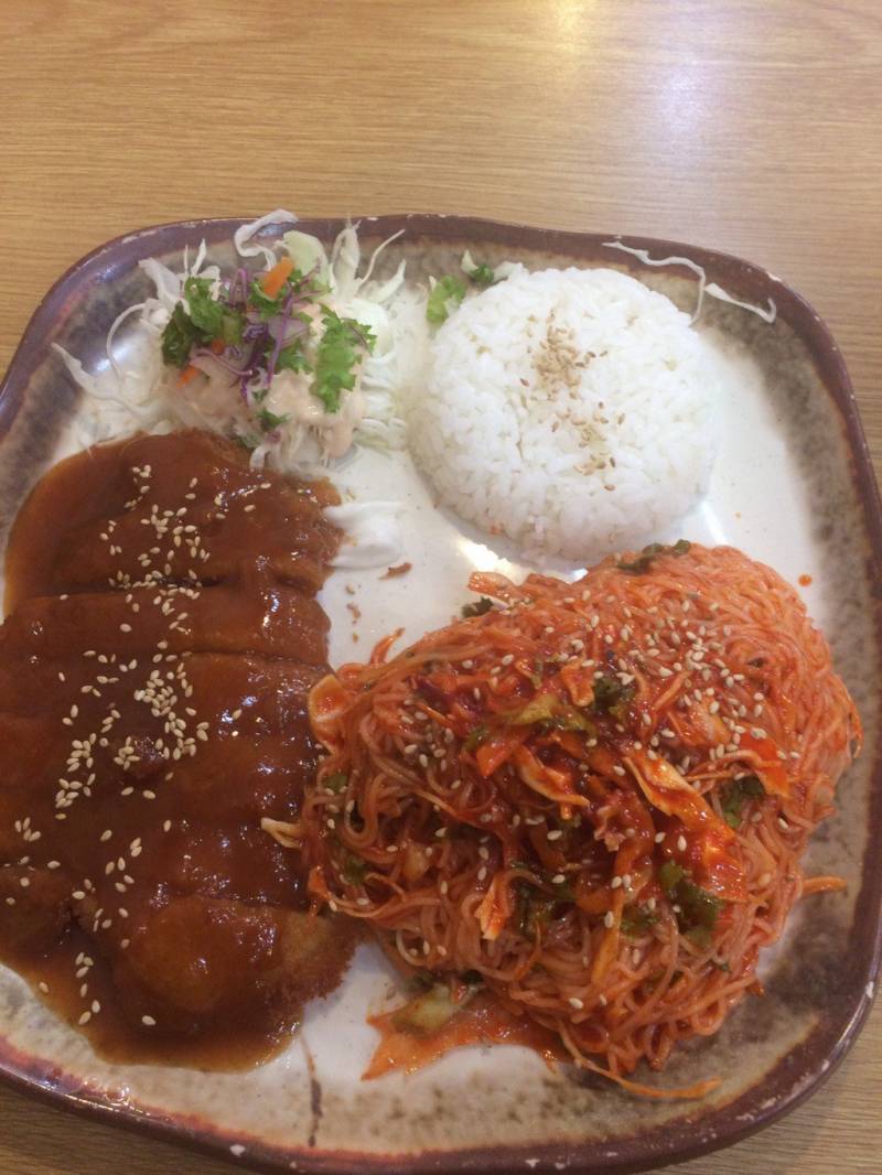 [잡담] 이렇게 가느다란 면 으로 된 쫄면 먹고싶다 | 인스티즈