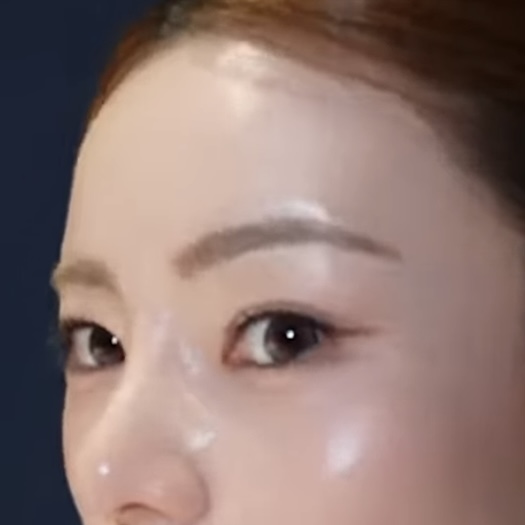 [잡담] 이런 피부는 하이라이터 써야하는거겠지? | 인스티즈