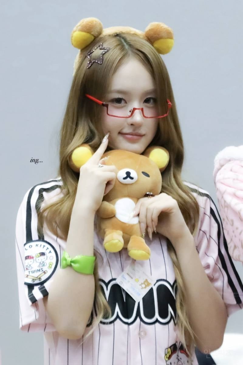 반전 매력 GOAT 한 신인 여돌.jpgif | 인스티즈