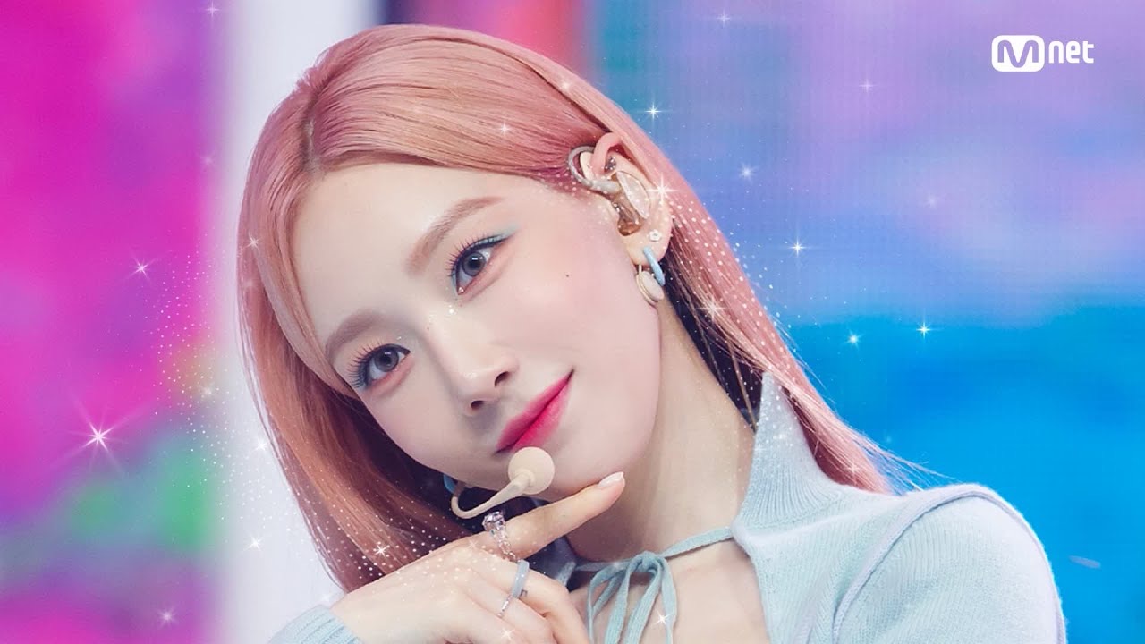 [잡담] 태연 아이돌스러운직캠? 이때 첨 받아봤는데 | 인스티즈