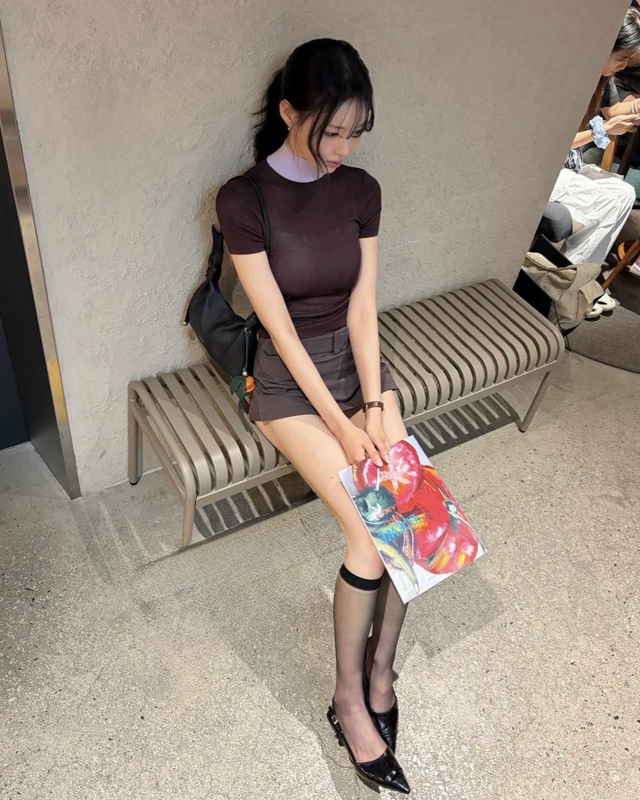[잡담] 환연 현지 피지컬 진짜 예쁘다 걍 모델이네 | 인스티즈