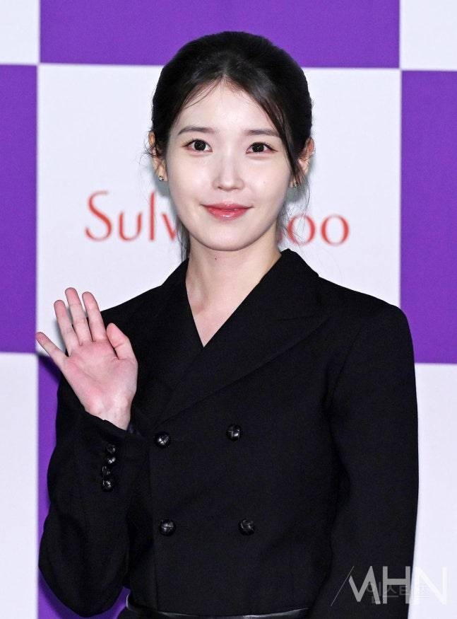 오늘 아이유 핸드프린팅 행사장 사진 | 인스티즈