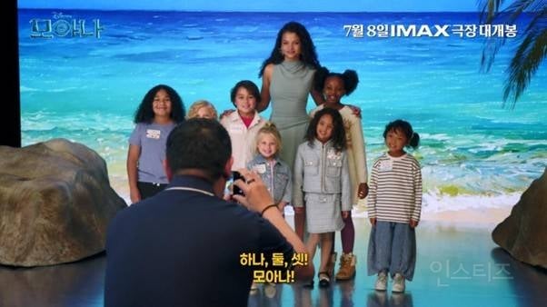 ???: 드웨인 존슨은 왜 머리카락이 없어요? | 인스티즈