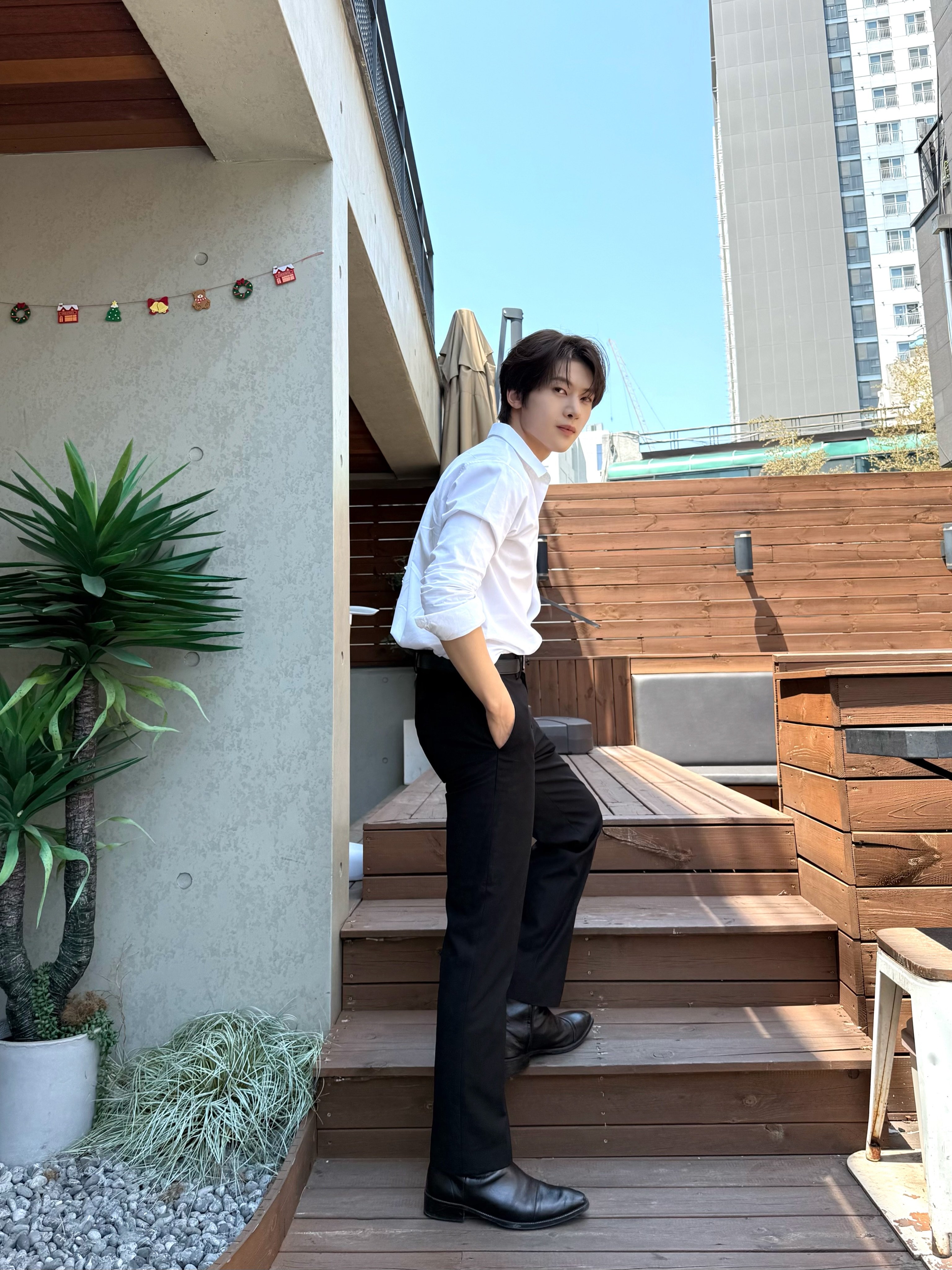 [잡담] 오빠다 vs 애기다 | 인스티즈