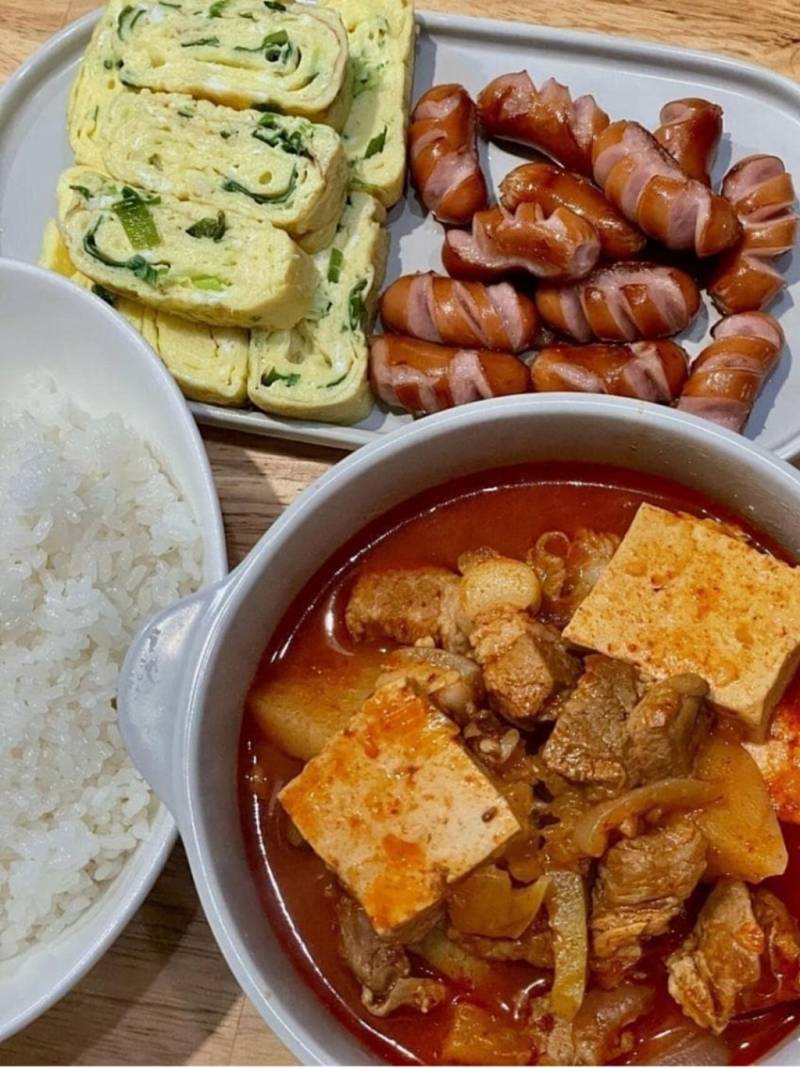 현재 한국인들이 𝙅𝙊𝙉𝙉𝘼 환장한다는 식단..JPG | 인스티즈