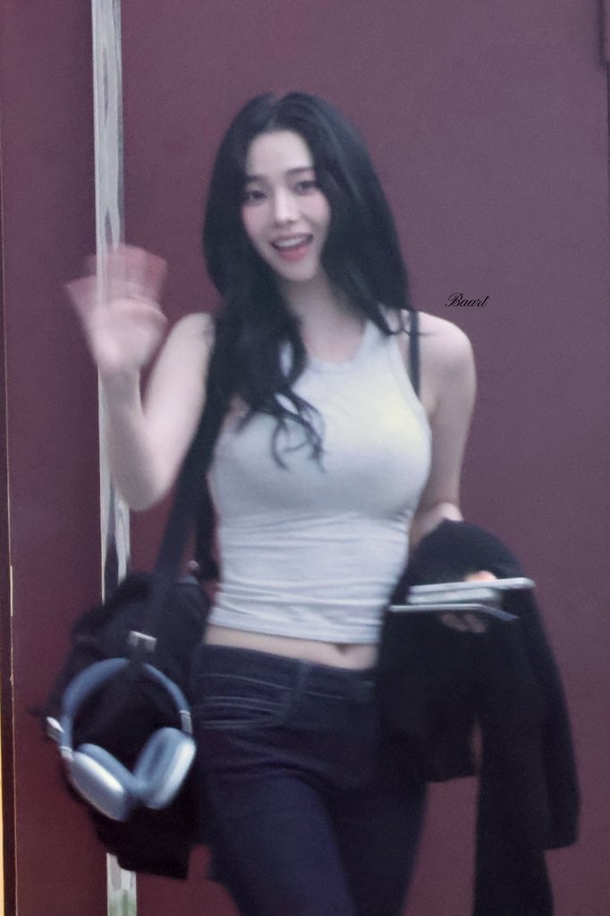 [잡담] 카리나 기본템인데 | 인스티즈