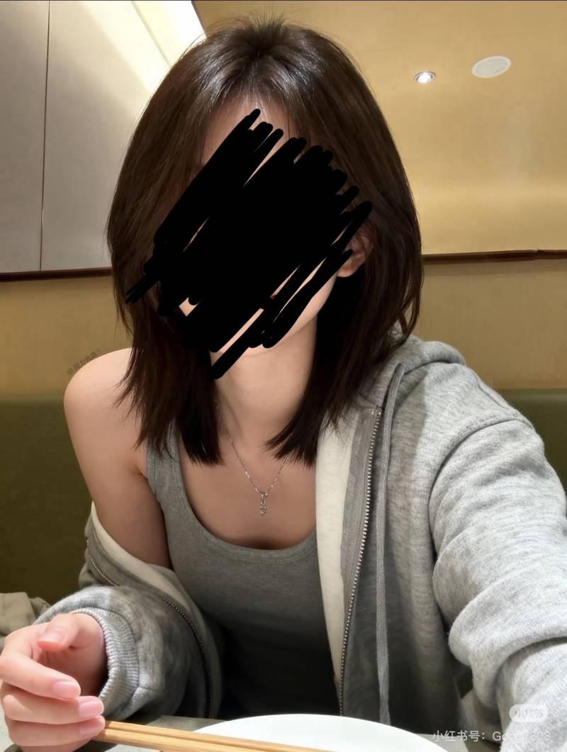 [잡담] 20년을 긴머리로 살아왓는데 갑자기 이런머리 해보고싶음..😃 | 인스티즈