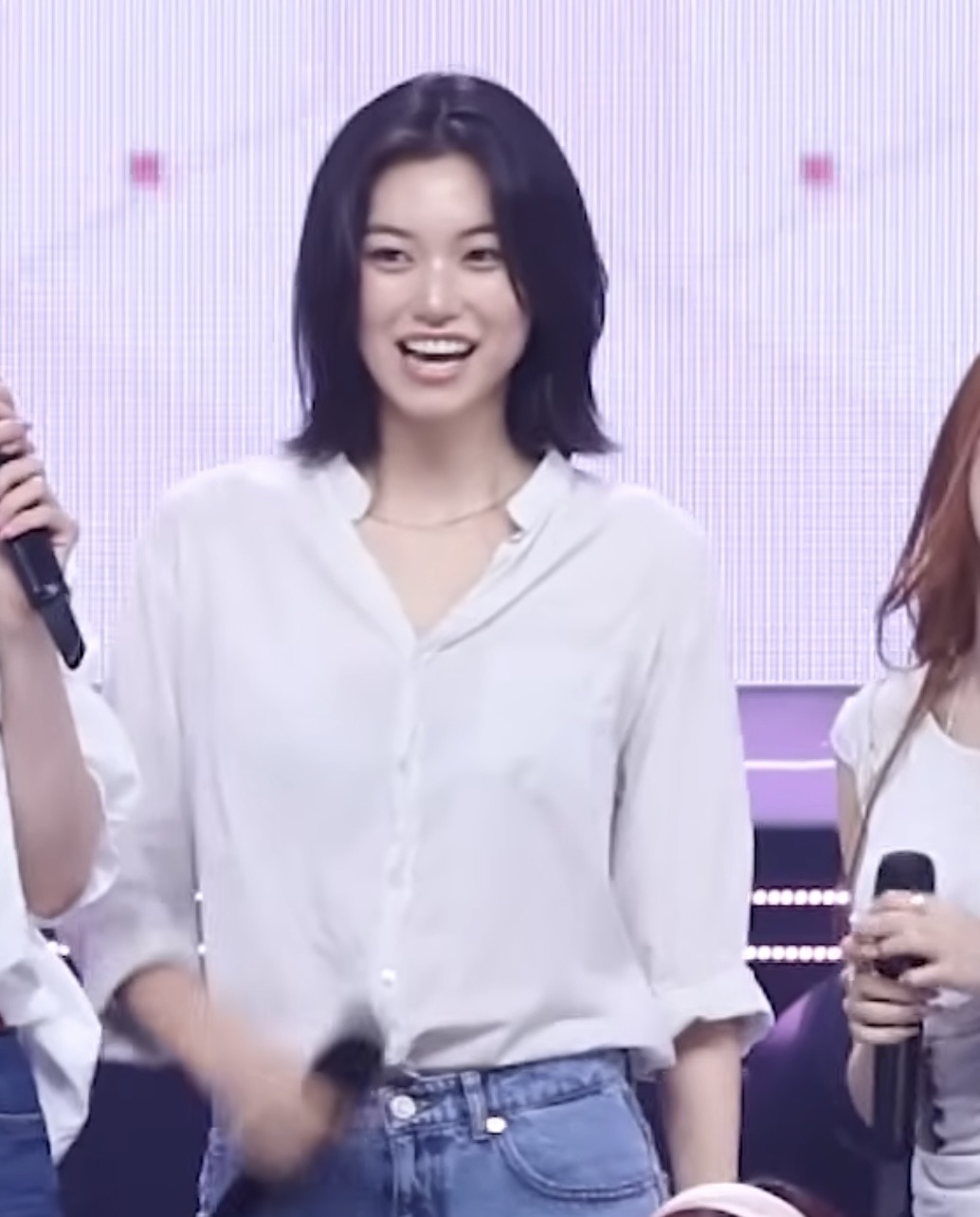 [잡담] 제발제발 김도연 셔츠 정보 찾아주라 | 인스티즈