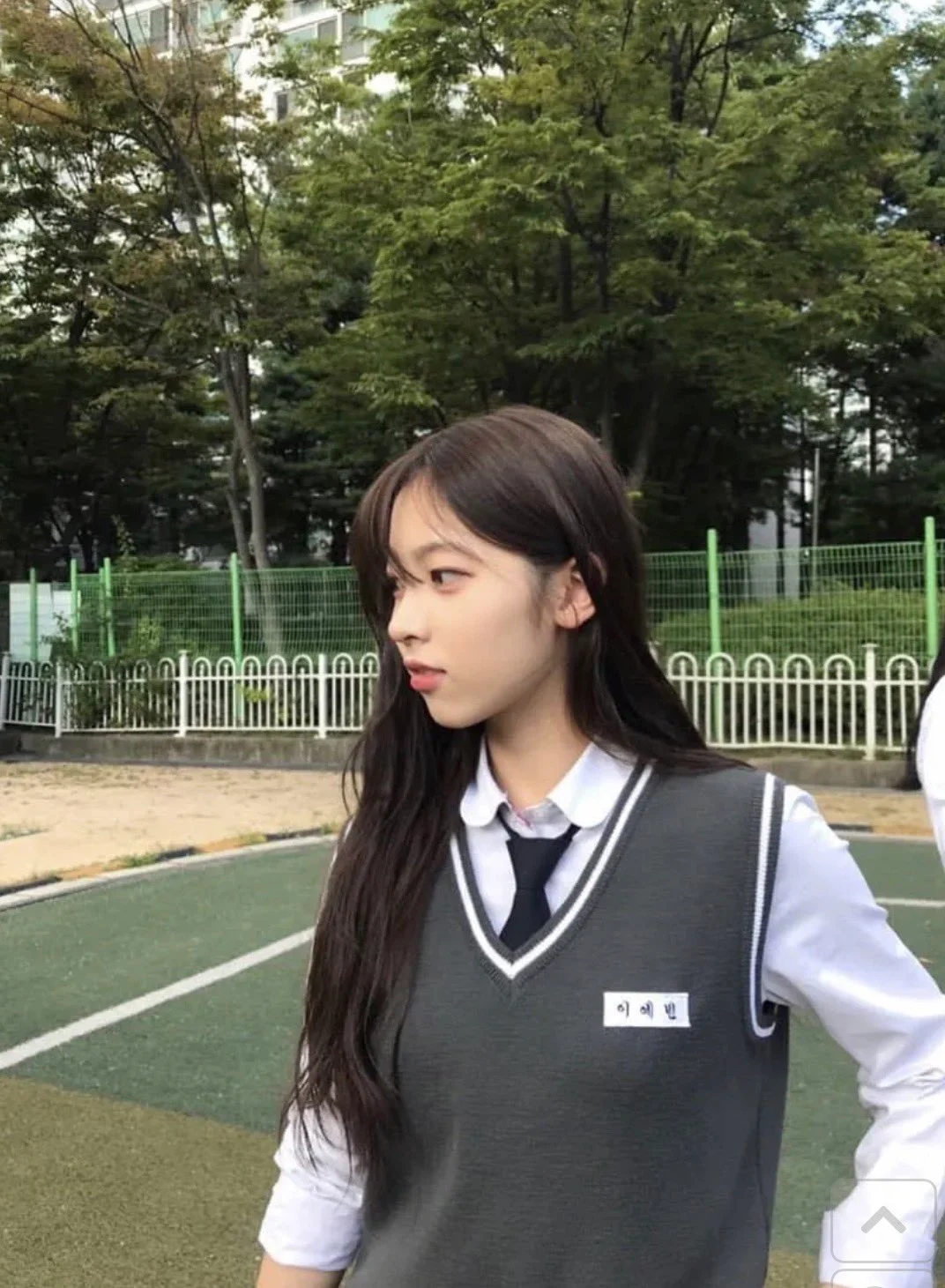 [잡담] 리센느 메이 아이돌 하기전 중학교때 사진이라는데 충격먹음 | 인스티즈