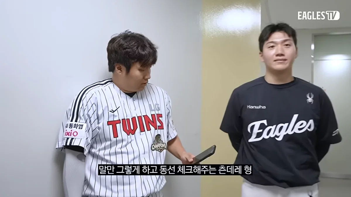 외국인 선수가 한국에 야구하러왔는데 11년동안 좋아한 아이돌이 시구하러옴... 근데 그게 상대팀인.. | 인스티즈