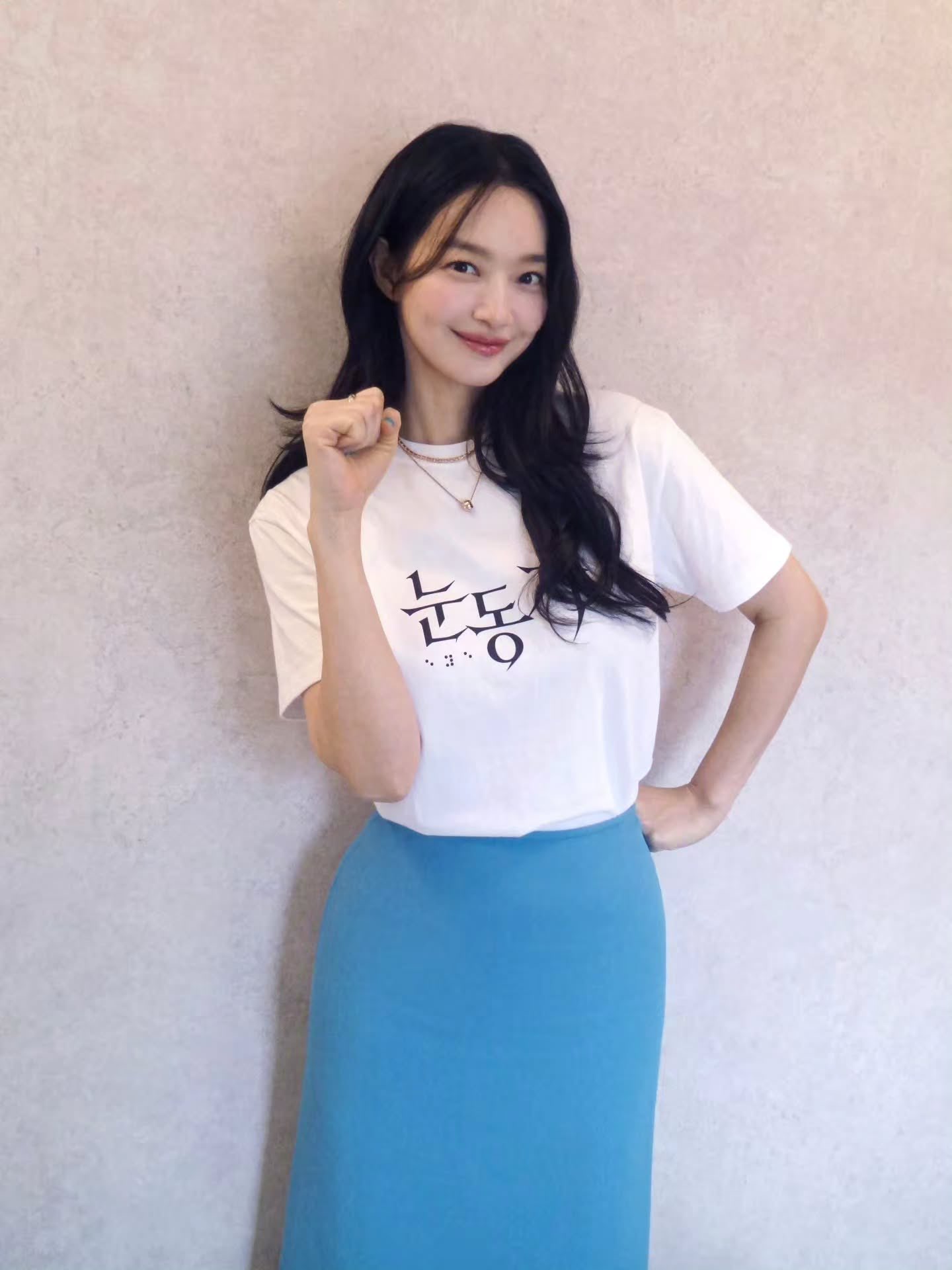 [잡담] 260709 신민아 소속사 인스타 올린 사진 | 인스티즈