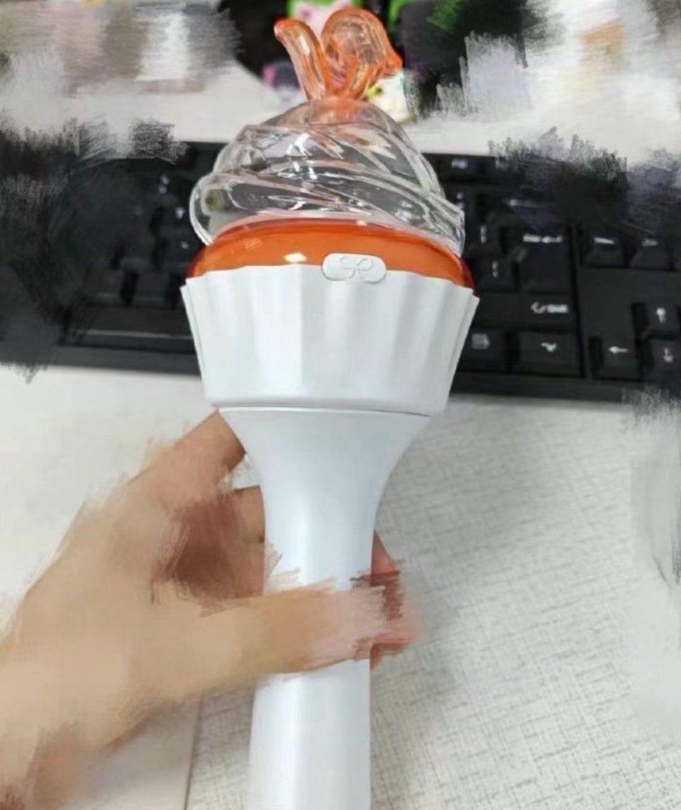 [잡담] 레벨 응원봉 리뉴얼 실물 이거래 | 인스티즈