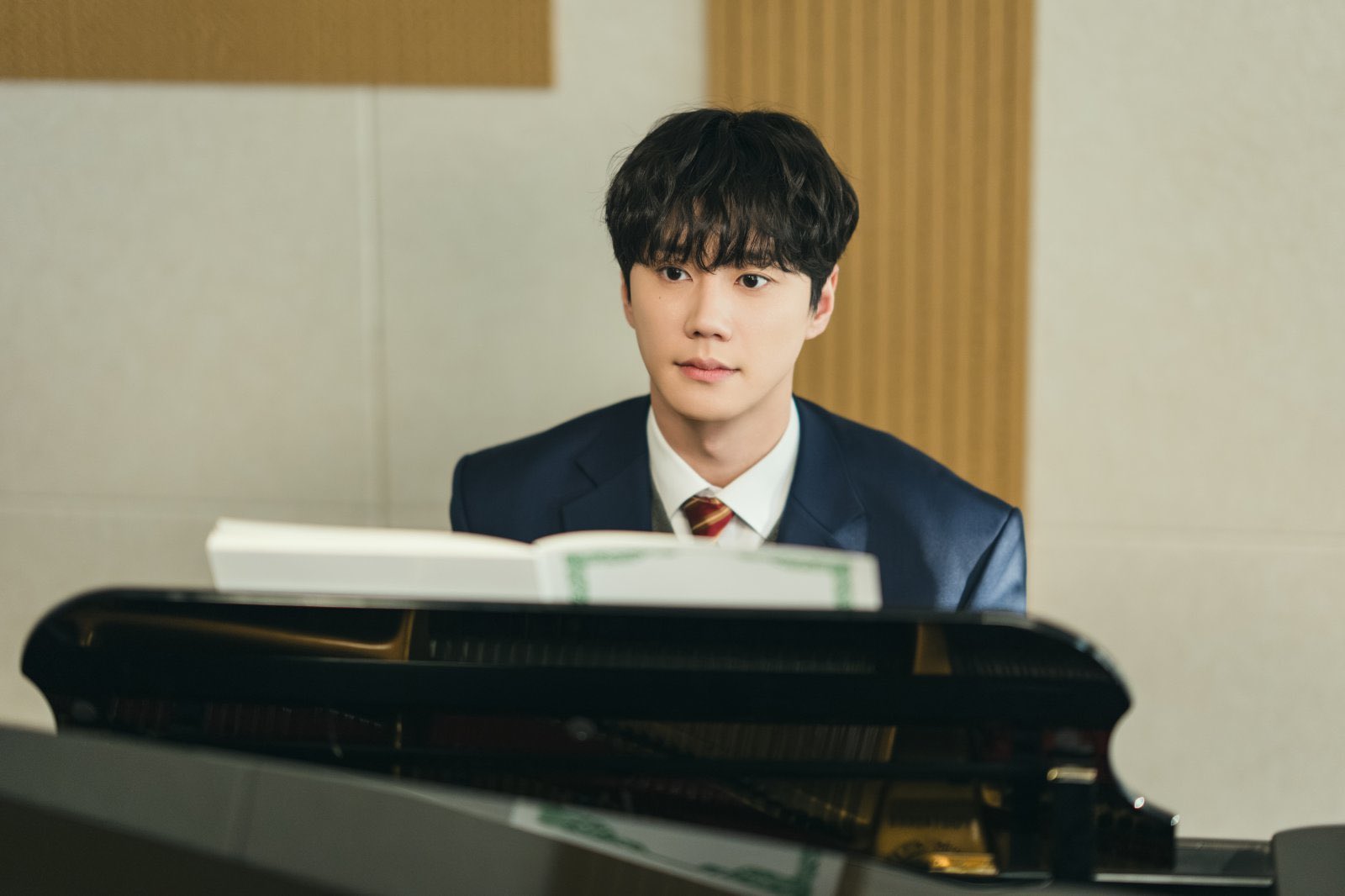 [정보/소식] 이준영, 비운의 천재 피아니스트 변신 (포핸즈) | 인스티즈