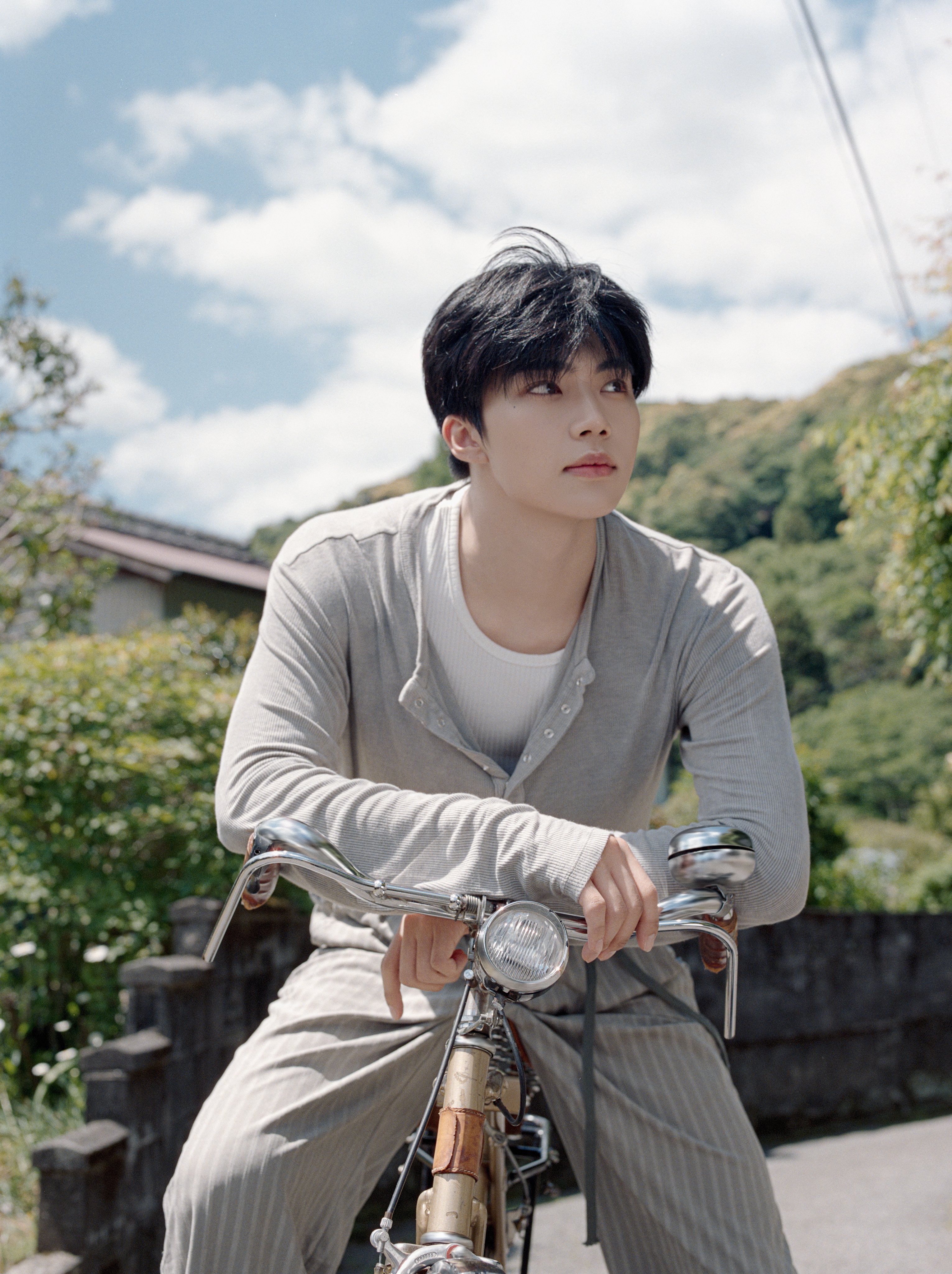 [정보/소식] 일본 2집 『回帰𝐿𝑂𝑉𝐸』매태욱 컨셉포토 | 인스티즈