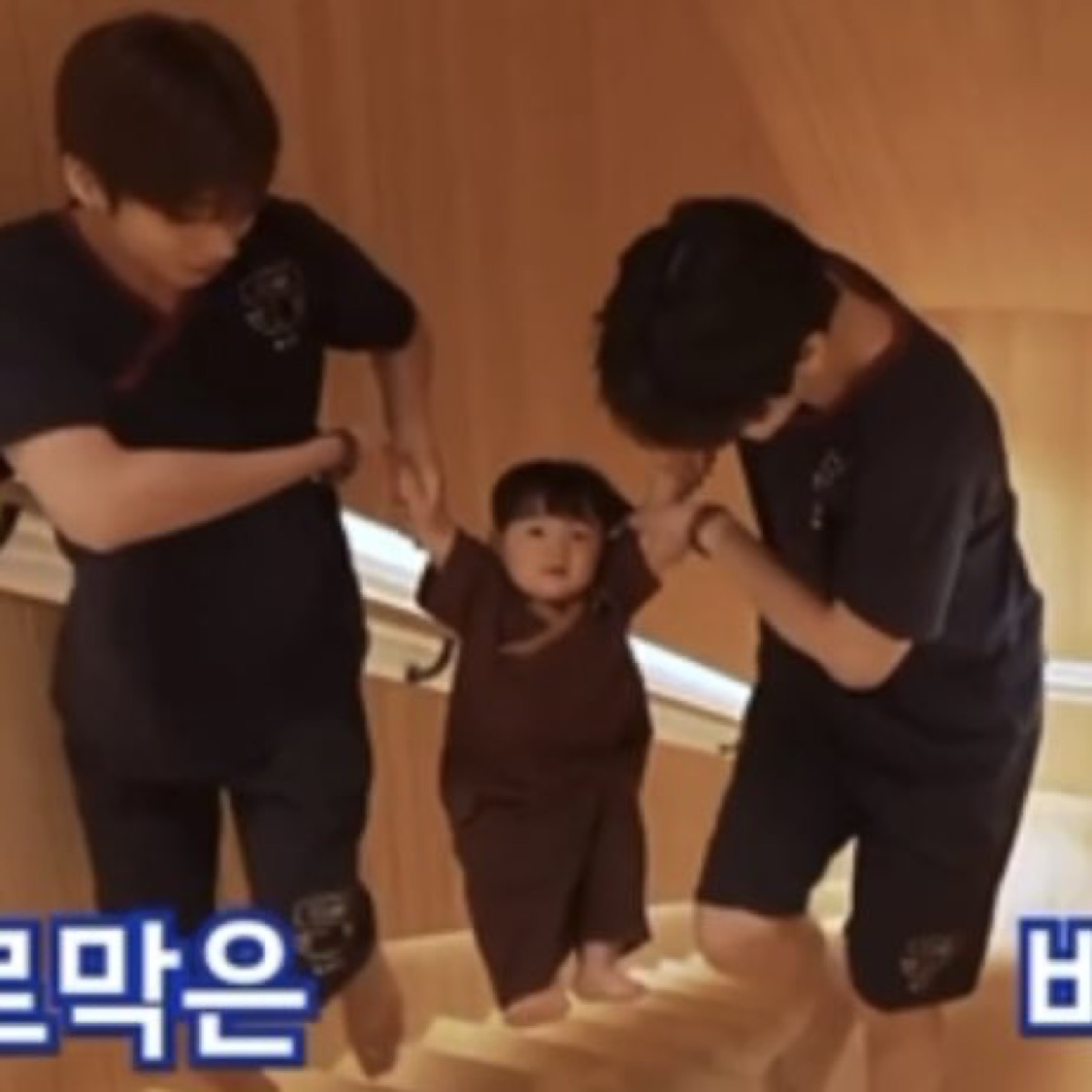 [잡담] 나 유준이 헐어빠진 이 사진 너무 귀여워ㅠㅠ 너무 짜가 | 인스티즈