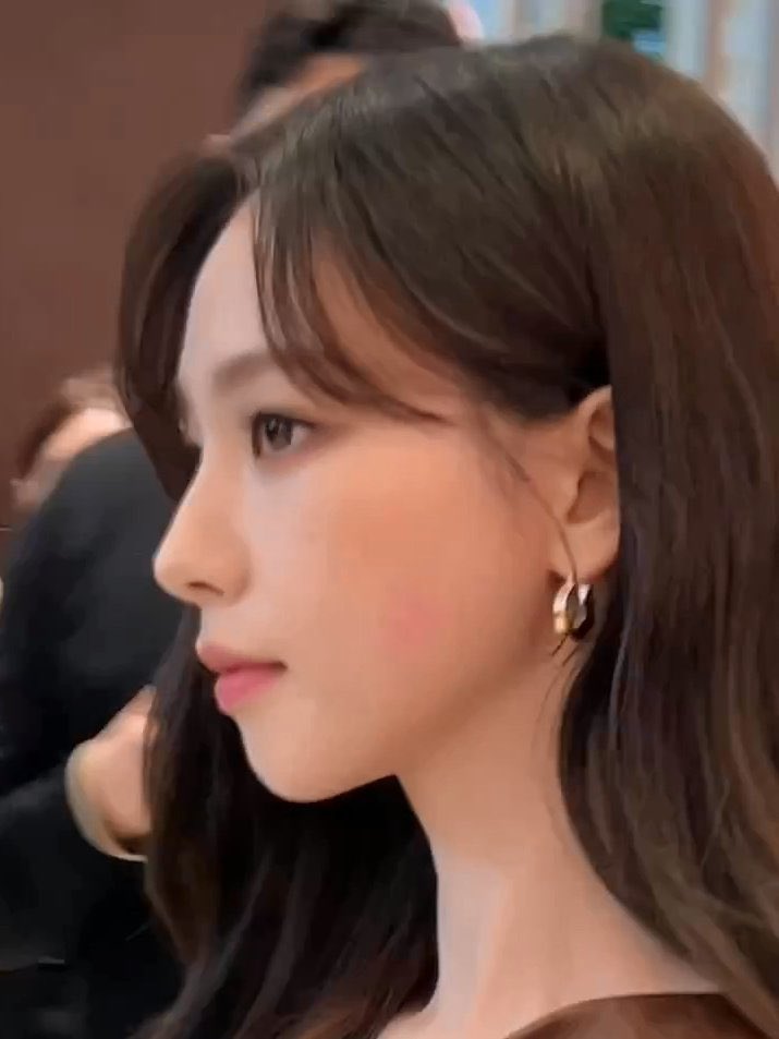 [잡담] 카리나 옆태 최고미녀임 | 인스티즈