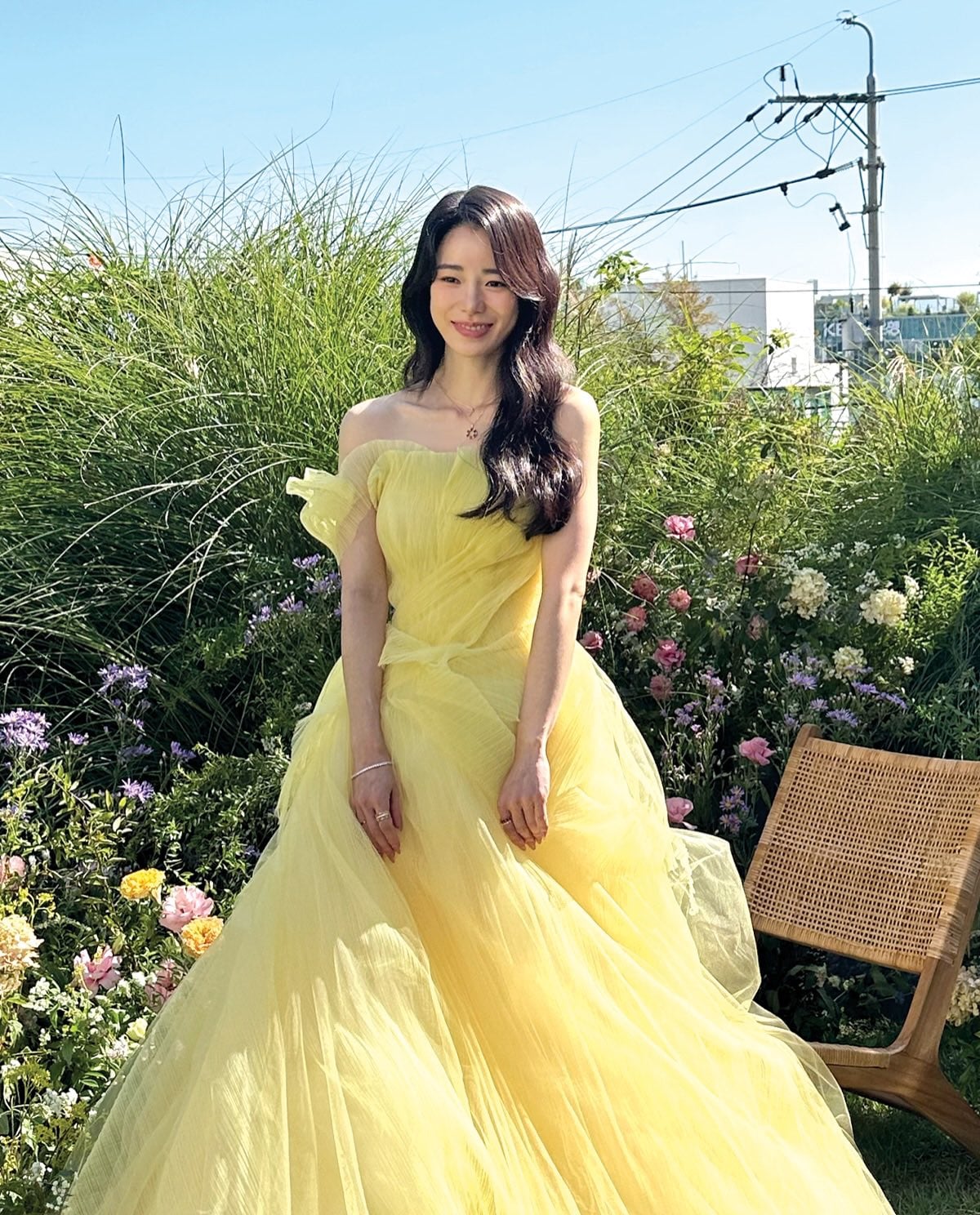 [잡담] 임지연 노란드레스 입은거 진짜 이쁘다 | 인스티즈