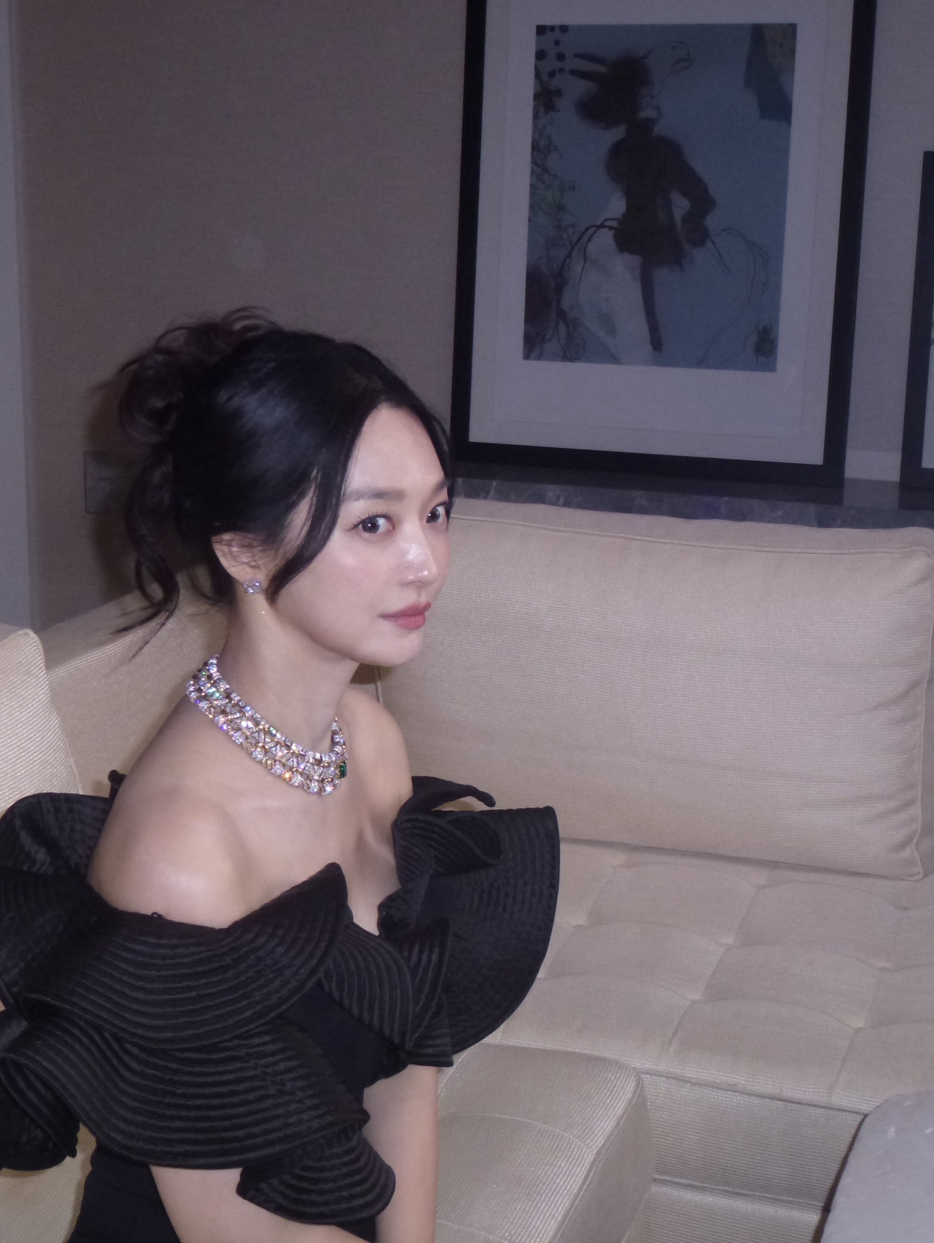 [잡담] 신민아) 260710 신민아 인스타 🖤 | 인스티즈