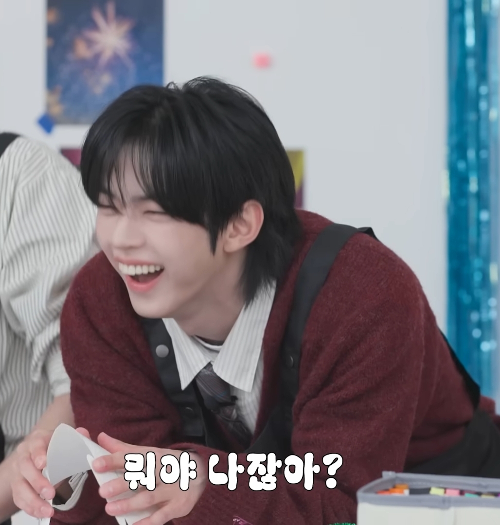 [잡담] 도훈이 이 날 너무 귀엽다아 ,,,, | 인스티즈