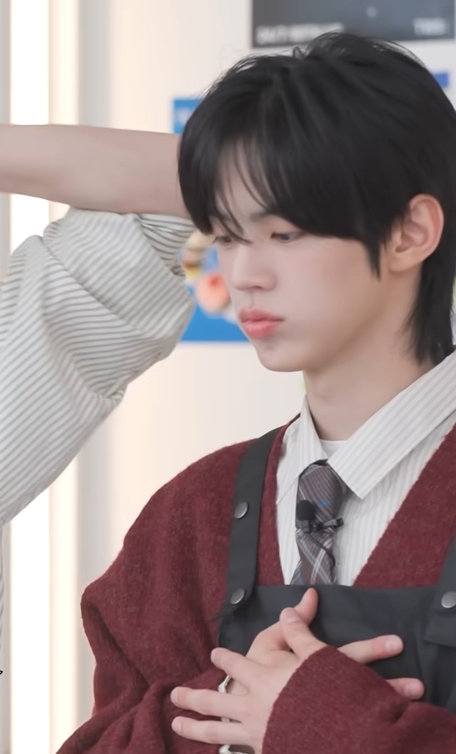 [잡담] 도훈이 이 날 너무 귀엽다아 ,,,, | 인스티즈
