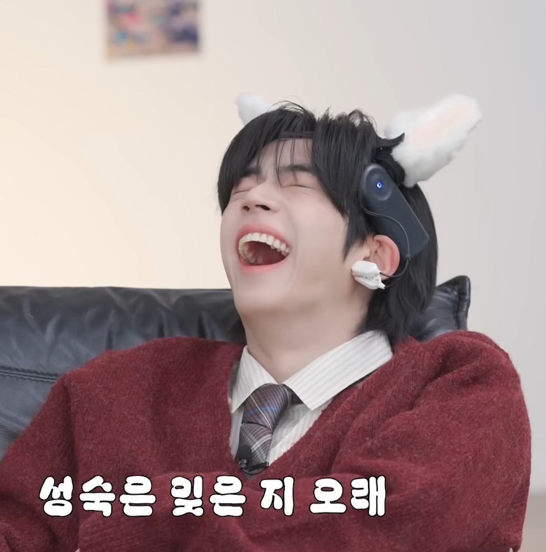 [잡담] 도훈이 이 날 너무 귀엽다아 ,,,, | 인스티즈