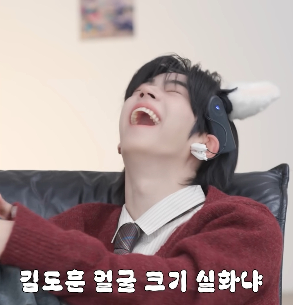 [잡담] 도훈이 이 날 너무 귀엽다아 ,,,, | 인스티즈