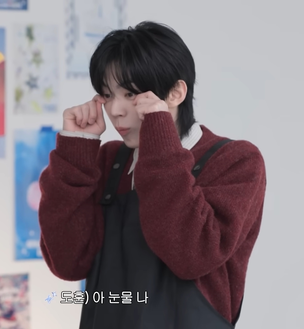 [잡담] 도훈이 이 날 너무 귀엽다아 ,,,, | 인스티즈