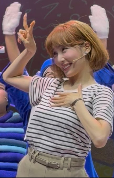 [잡담] 어우 티파니 여쿨한테 제일 최악인 가발+헤메코로 뮤지컬하네 | 인스티즈