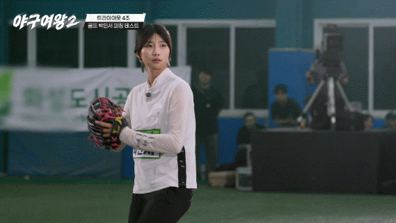 골퍼로 전향했다는 리틀야구단 천재 소녀의 야구 실력 ㄷㄷ | 인스티즈