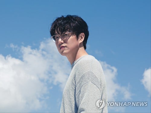 [정보/소식] 성시경, 9월 일본서 리메이크 앨범 발매…10월 도쿄 공연 | 인스티즈