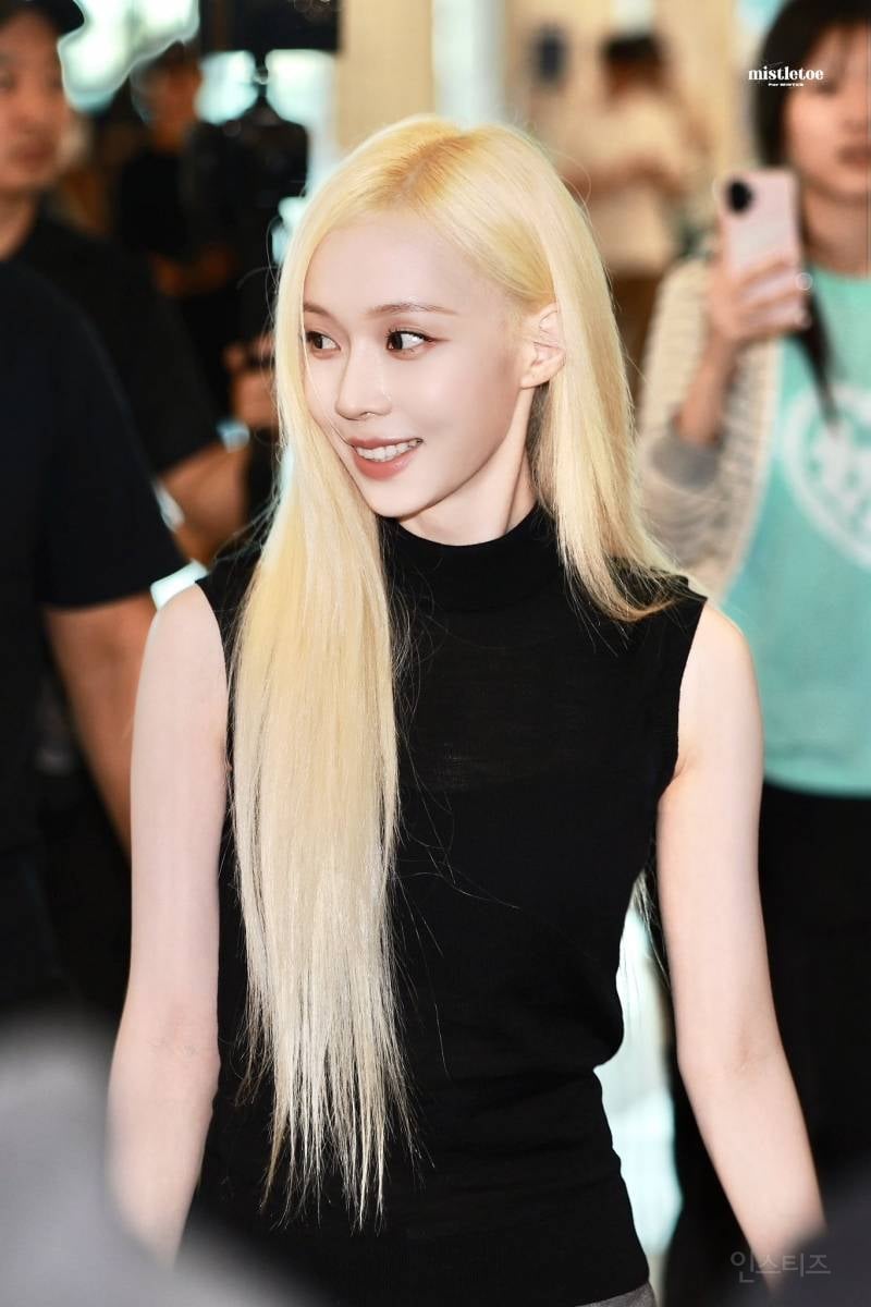 오늘자 런던 출국한 에스파 윈터.jpg | 인스티즈