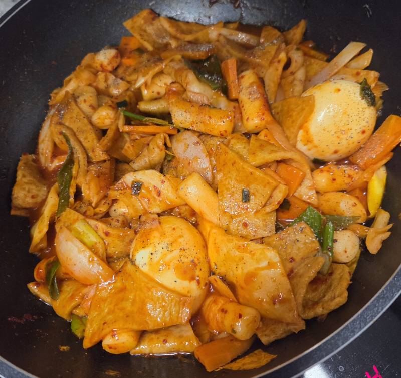 [잡담] 난생 처음 떡볶이 만들어봄 ㅎㅎ | 인스티즈