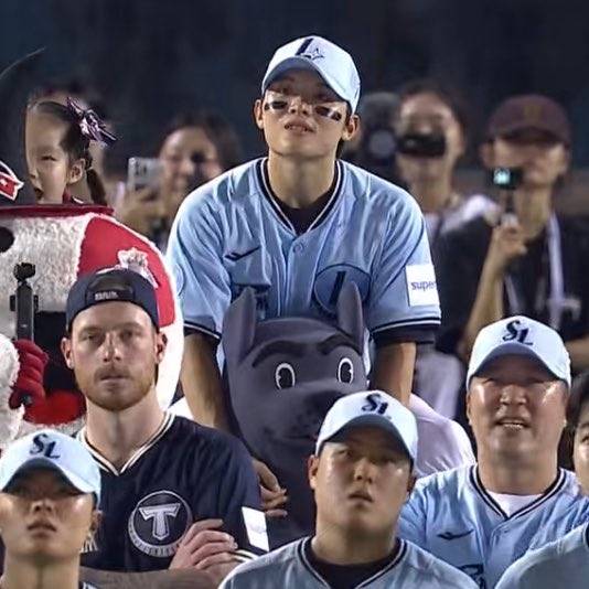 [잡담] 랜디 겁나 듬직해보여 | 인스티즈