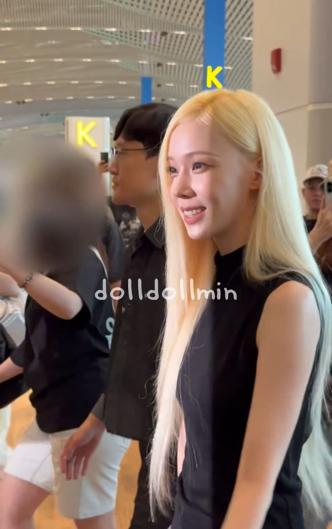 [잡담] 오늘자 윈터 출국 폰카짤 | 인스티즈