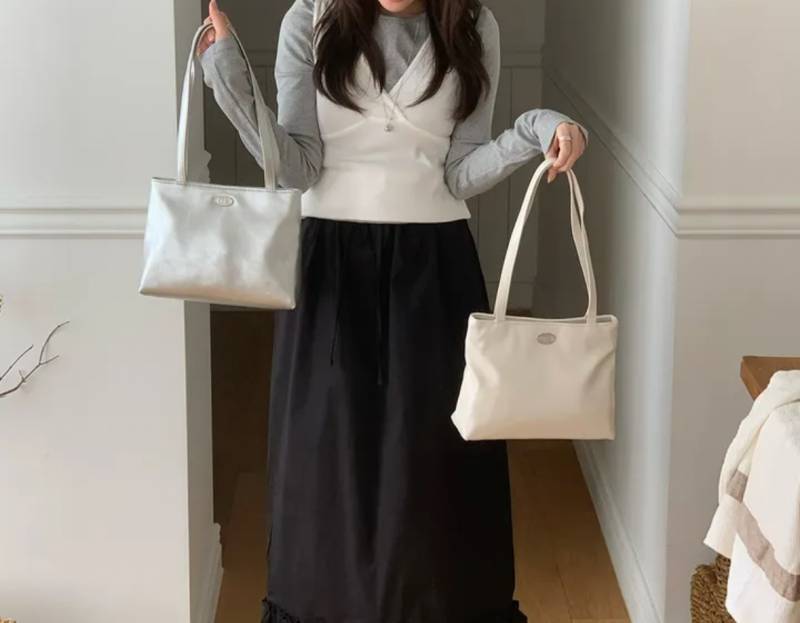 [잡담] 가방 살말 골라줄 착한 익들!!!!🙇‍♀️ | 인스티즈